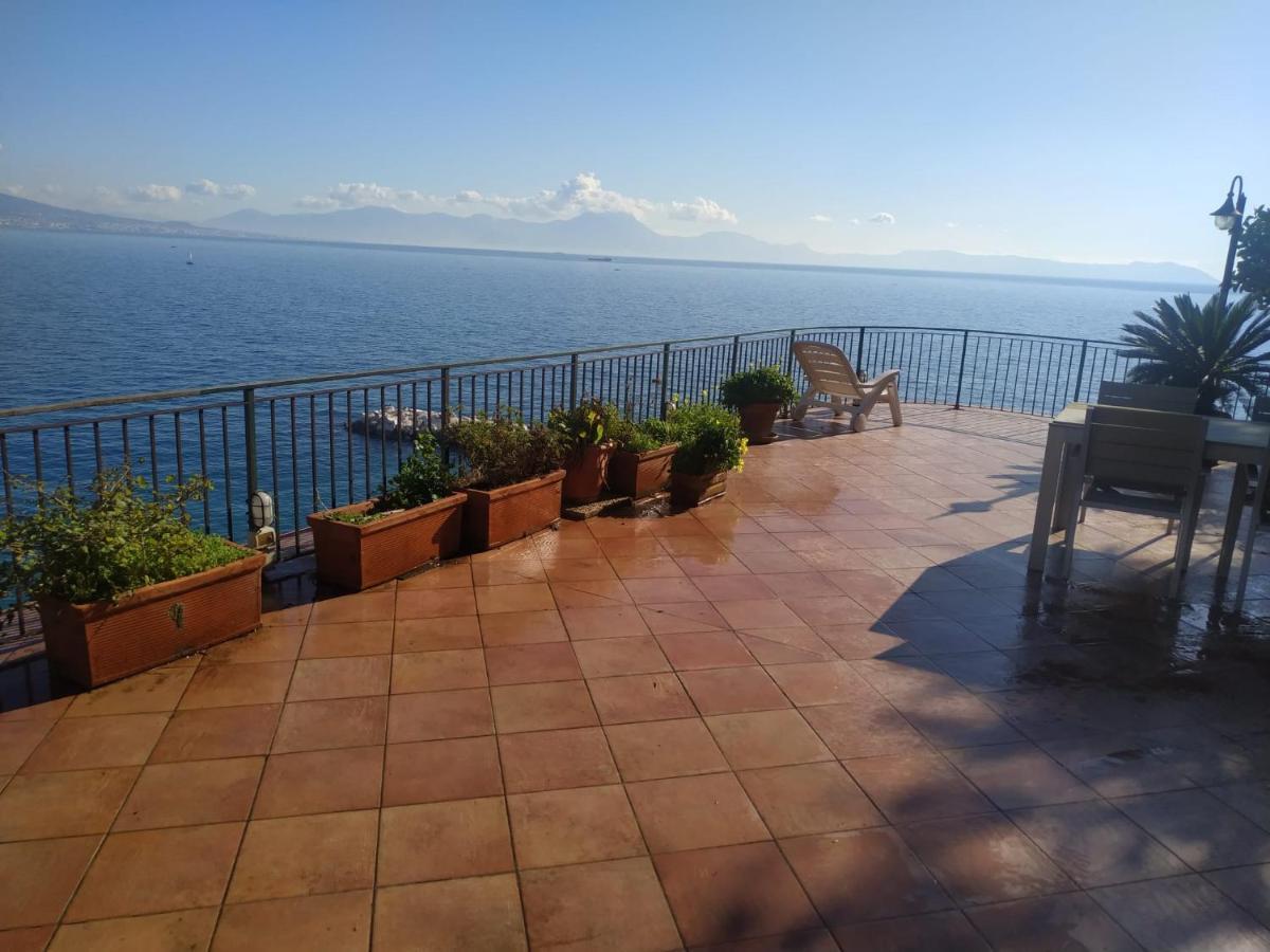 Napoli Sospesi Tra Cielo E Mare Apartment ภายนอก รูปภาพ